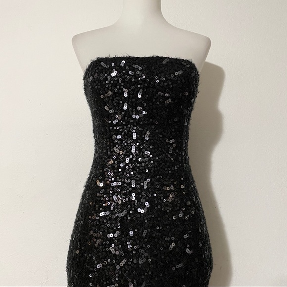 BANANA REPUBLIC Black Sequin Strapless Dress - Picture 2 of 9